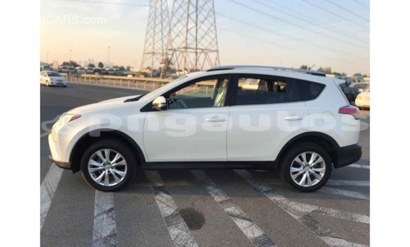 Buy Import Toyota 4Runner White Car in Import - Dubai in Enga Buy Import Toyota 4Runner White Car in Import - Dubai in Enga