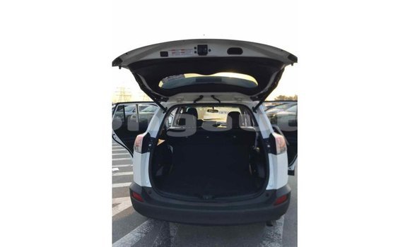 Buy Import Toyota 4Runner White Car in Import - Dubai in Enga Buy Import Toyota 4Runner White Car in Import - Dubai in Enga