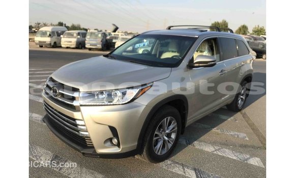 Buy Import Toyota Highlander Other Car in Import - Dubai in Enga Buy Import Toyota Highlander Other Car in Import - Dubai in Enga