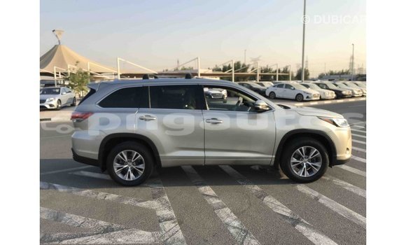 Buy Import Toyota Highlander Other Car in Import - Dubai in Enga Buy Import Toyota Highlander Other Car in Import - Dubai in Enga