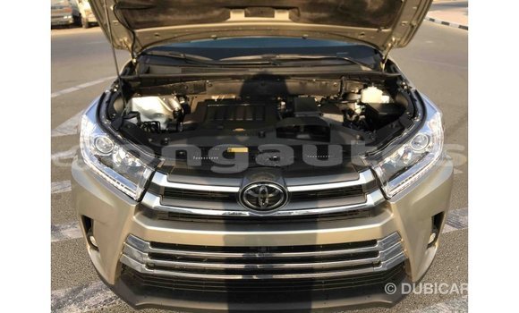 Buy Import Toyota Highlander Other Car in Import - Dubai in Enga Buy Import Toyota Highlander Other Car in Import - Dubai in Enga