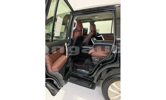 Buy Import Toyota Land Cruiser Black Car in Import - Dubai in Enga Buy Import Toyota Land Cruiser Black Car in Import - Dubai in Enga