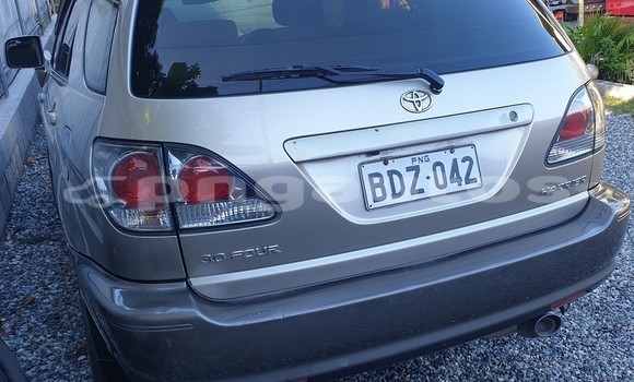 Buy Used Toyota Harrier Beige Car in Port Moresby in National Capital District Buy Used Toyota Harrier Beige Car in Port Moresby in National Capital District