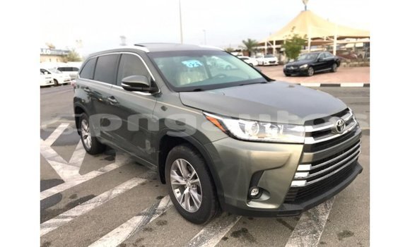 Buy Import Toyota Highlander Other Car in Import - Dubai in Enga Buy Import Toyota Highlander Other Car in Import - Dubai in Enga