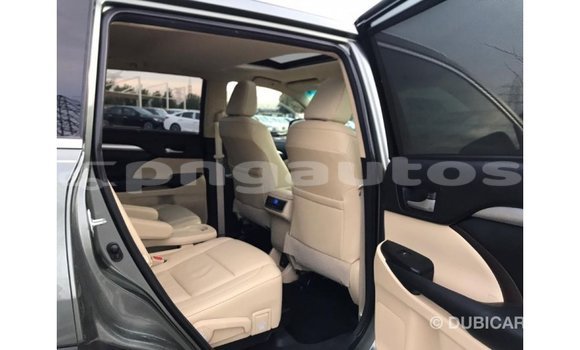 Buy Import Toyota Highlander Other Car in Import - Dubai in Enga Buy Import Toyota Highlander Other Car in Import - Dubai in Enga