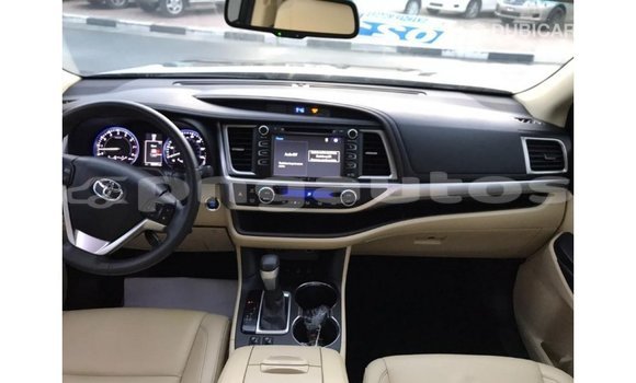 Buy Import Toyota Highlander Other Car in Import - Dubai in Enga Buy Import Toyota Highlander Other Car in Import - Dubai in Enga