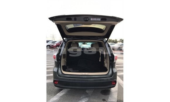 Buy Import Toyota Highlander Other Car in Import - Dubai in Enga Buy Import Toyota Highlander Other Car in Import - Dubai in Enga