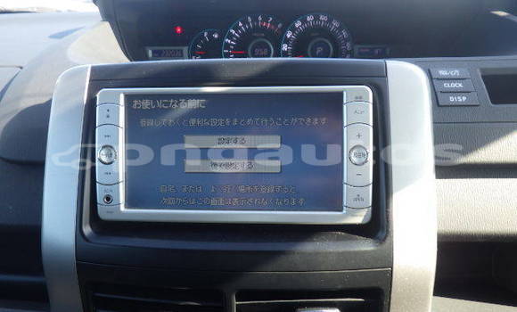 Buy Used Toyota Noah Silver Car in Port Moresby in National Capital District Buy Used Toyota Noah Silver Car in Port Moresby in National Capital District