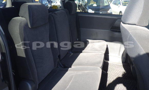 Buy Used Toyota Noah Silver Car in Port Moresby in National Capital District Buy Used Toyota Noah Silver Car in Port Moresby in National Capital District