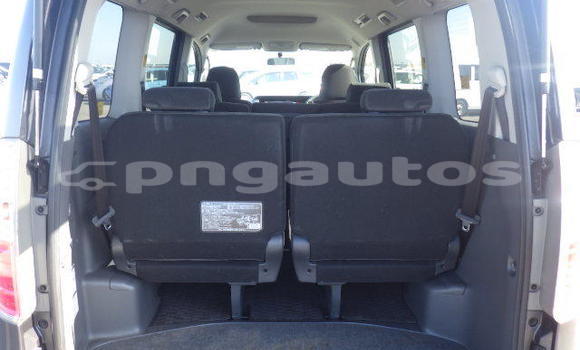 Buy Used Toyota Noah Silver Car in Port Moresby in National Capital District Buy Used Toyota Noah Silver Car in Port Moresby in National Capital District