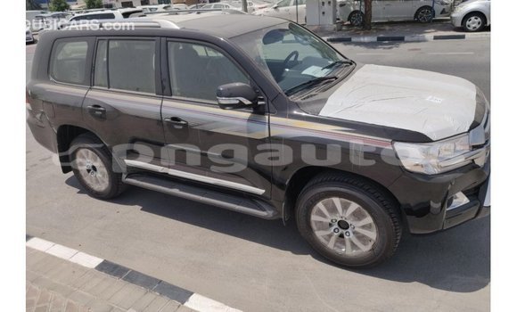 Buy Import Toyota Land Cruiser Other Car in Import - Dubai in Enga Buy Import Toyota Land Cruiser Other Car in Import - Dubai in Enga