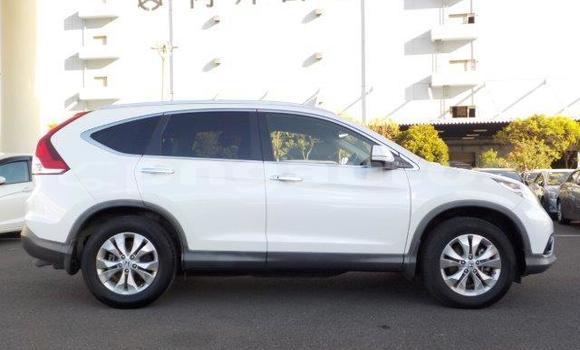Buy Used Honda CRV White Car in Port Moresby in National Capital District Buy Used Honda CRV White Car in Port Moresby in National Capital District