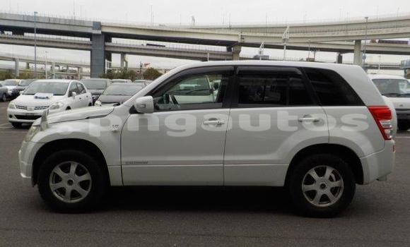 Buy Used Suzuki Escudo White Car in Port Moresby in National Capital District Buy Used Suzuki Escudo White Car in Port Moresby in National Capital District