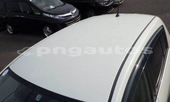 Buy Used Nissan Tiida White Car in Port Moresby in National Capital District Buy Used Nissan Tiida White Car in Port Moresby in National Capital District