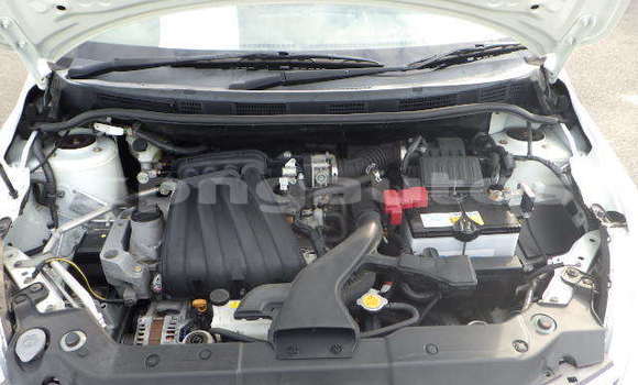 Buy Used Nissan Tiida White Car in Port Moresby in National Capital District Buy Used Nissan Tiida White Car in Port Moresby in National Capital District