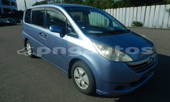 Buy Used Honda Stepwgn Blue Car in Port Moresby in National Capital District Buy Used Honda Stepwgn Blue Car in Port Moresby in National Capital District