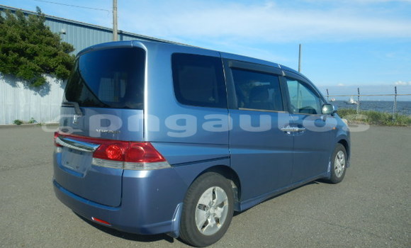 Buy Used Honda Stepwgn Blue Car in Port Moresby in National Capital District Buy Used Honda Stepwgn Blue Car in Port Moresby in National Capital District