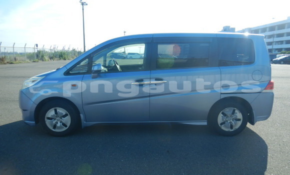 Buy Used Honda Stepwgn Blue Car in Port Moresby in National Capital District Buy Used Honda Stepwgn Blue Car in Port Moresby in National Capital District