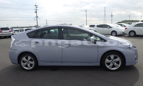 Buy Used Toyota Prius Blue Car in Port Moresby in National Capital District Buy Used Toyota Prius Blue Car in Port Moresby in National Capital District