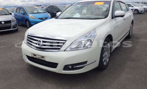 Buy Used Nissan Teana White Car in Port Moresby in National Capital District Buy Used Nissan Teana White Car in Port Moresby in National Capital District