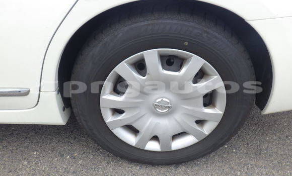 Buy Used Nissan Teana White Car in Port Moresby in National Capital District Buy Used Nissan Teana White Car in Port Moresby in National Capital District