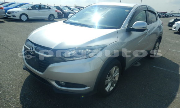 Buy Used Honda Vezel Silver Car in Port Moresby in National Capital District Buy Used Honda Vezel Silver Car in Port Moresby in National Capital District
