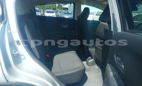 Buy Used Honda Vezel Silver Car in Port Moresby in National Capital District Buy Used Honda Vezel Silver Car in Port Moresby in National Capital District