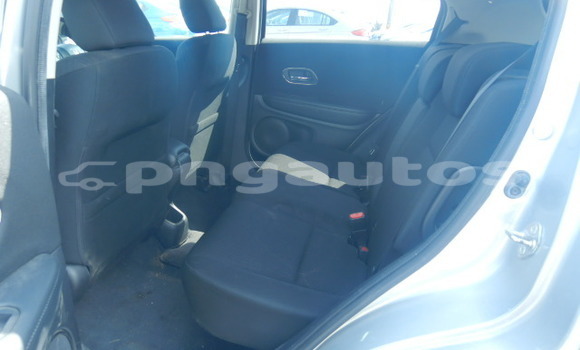 Buy Used Honda Vezel Silver Car in Port Moresby in National Capital District Buy Used Honda Vezel Silver Car in Port Moresby in National Capital District