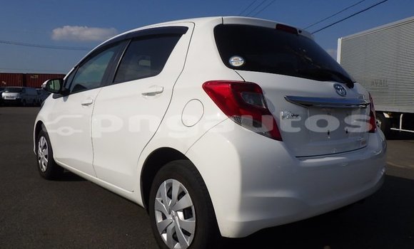 Buy Used Toyota Vitz White Car in Port Moresby in National Capital District Buy Used Toyota Vitz White Car in Port Moresby in National Capital District