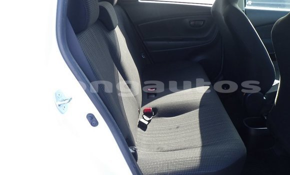 Buy Used Toyota Vitz White Car in Port Moresby in National Capital District Buy Used Toyota Vitz White Car in Port Moresby in National Capital District