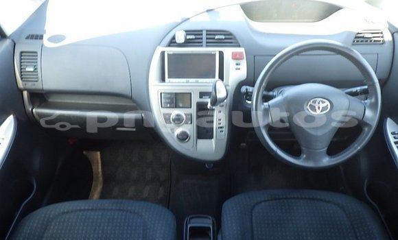 Buy Used Toyota Ractis Blue Car in Port Moresby in National Capital District Buy Used Toyota Ractis Blue Car in Port Moresby in National Capital District