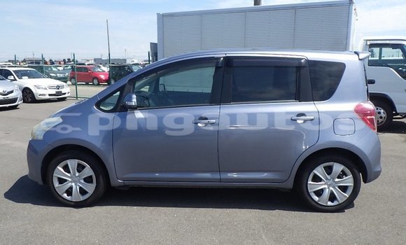 Buy Used Toyota Ractis Blue Car in Port Moresby in National Capital District Buy Used Toyota Ractis Blue Car in Port Moresby in National Capital District