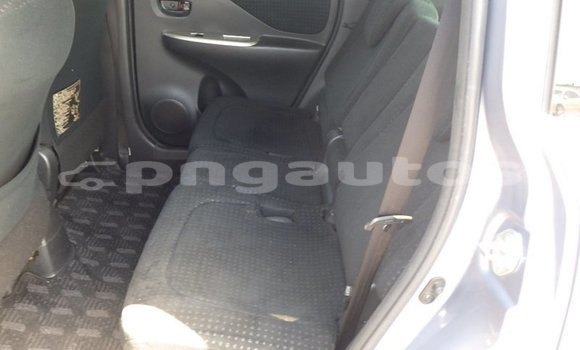 Buy Used Toyota Ractis Blue Car in Port Moresby in National Capital District Buy Used Toyota Ractis Blue Car in Port Moresby in National Capital District