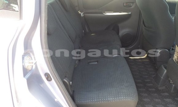 Buy Used Toyota Ractis Blue Car in Port Moresby in National Capital District Buy Used Toyota Ractis Blue Car in Port Moresby in National Capital District