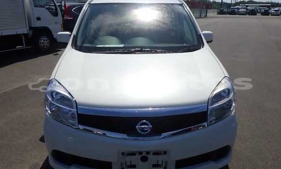 Buy Used Nissan Lafesta White Car in Port Moresby in National Capital District Buy Used Nissan Lafesta White Car in Port Moresby in National Capital District