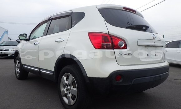 Buy Used Nissan Dualis White Car in Port Moresby in National Capital District Buy Used Nissan Dualis White Car in Port Moresby in National Capital District