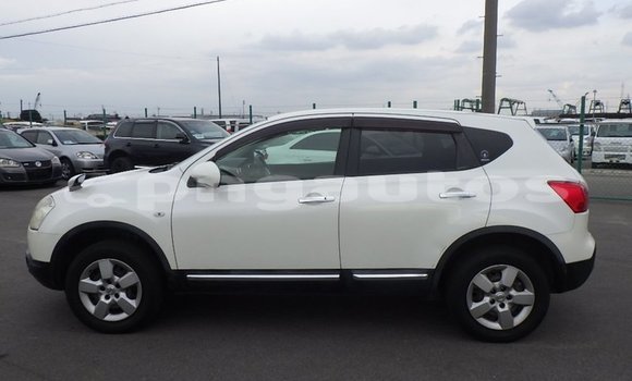 Buy Used Nissan Dualis White Car in Port Moresby in National Capital District Buy Used Nissan Dualis White Car in Port Moresby in National Capital District