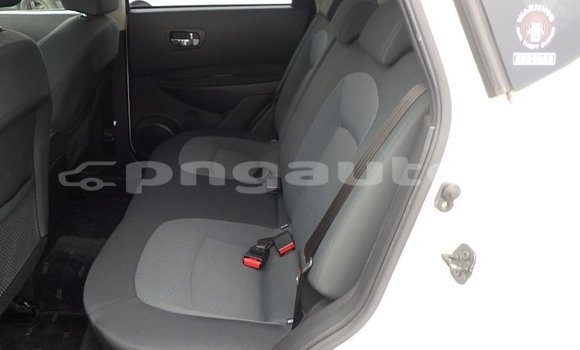 Buy Used Nissan Dualis White Car in Port Moresby in National Capital District Buy Used Nissan Dualis White Car in Port Moresby in National Capital District