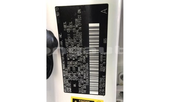 Buy Import Toyota Highlander White Car in Import - Dubai in Enga Buy Import Toyota Highlander White Car in Import - Dubai in Enga