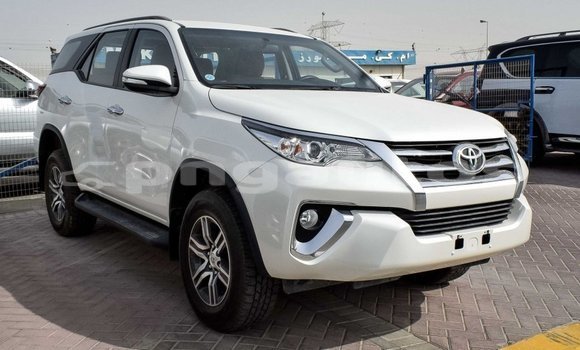 Buy Import Toyota Fortuner White Car in Import - Dubai in Enga Buy Import Toyota Fortuner White Car in Import - Dubai in Enga