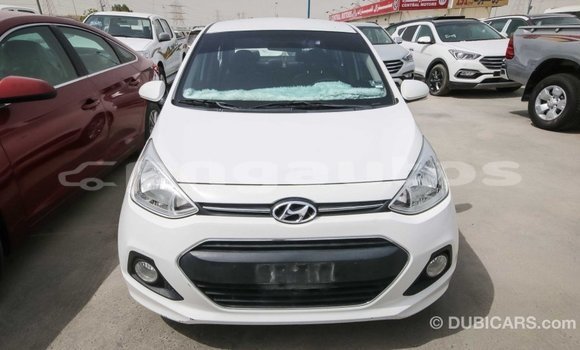Buy Import Hyundai i10 White Car in Import - Dubai in Enga Buy Import Hyundai i10 White Car in Import - Dubai in Enga