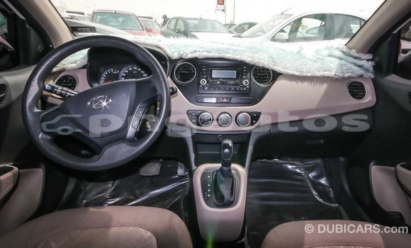 Buy Import Hyundai i10 White Car in Import - Dubai in Enga Buy Import Hyundai i10 White Car in Import - Dubai in Enga