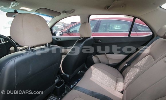 Buy Import Hyundai i10 White Car in Import - Dubai in Enga Buy Import Hyundai i10 White Car in Import - Dubai in Enga