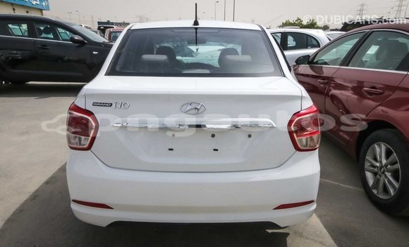 Buy Import Hyundai i10 White Car in Import - Dubai in Enga Buy Import Hyundai i10 White Car in Import - Dubai in Enga
