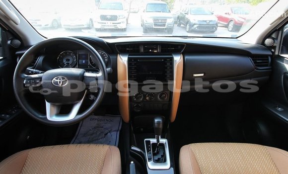Buy Import Toyota Fortuner White Car in Import - Dubai in Enga Buy Import Toyota Fortuner White Car in Import - Dubai in Enga