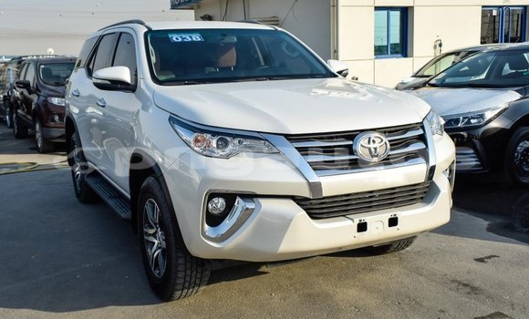 Buy Import Toyota Fortuner White Car in Import - Dubai in Enga Buy Import Toyota Fortuner White Car in Import - Dubai in Enga