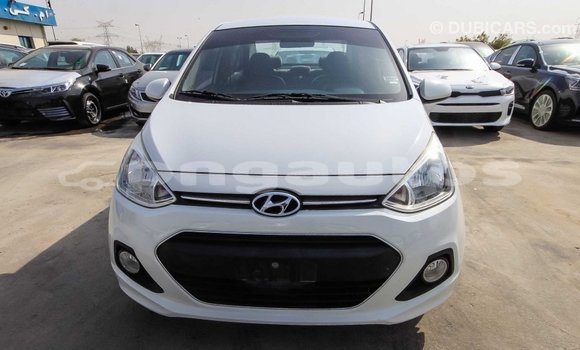 Buy Import Hyundai i10 White Car in Import - Dubai in Enga Buy Import Hyundai i10 White Car in Import - Dubai in Enga