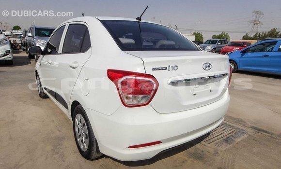 Buy Import Hyundai i10 White Car in Import - Dubai in Enga Buy Import Hyundai i10 White Car in Import - Dubai in Enga