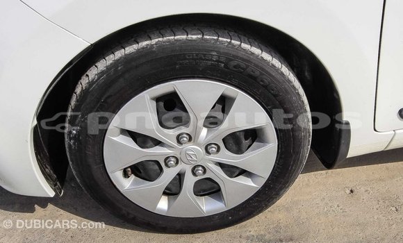 Buy Import Hyundai i10 White Car in Import - Dubai in Enga Buy Import Hyundai i10 White Car in Import - Dubai in Enga