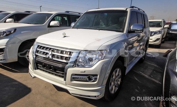 Buy Import Mitsubishi Pajero White Car in Import - Dubai in Enga Buy Import Mitsubishi Pajero White Car in Import - Dubai in Enga